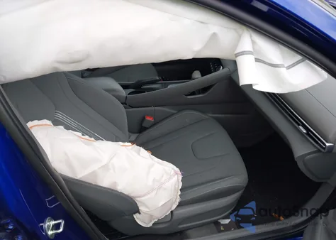 2023 Hyundai Elantra Sel z USA, uszkodzony, nr VIN KMHLM4AG6PU466275